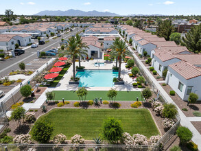 Abode At Litchfield Park in Litchfield Park, AZ - Foto de edificio - Building Photo