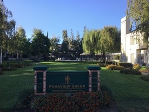 1701 Parkview Green Cir, Unit 1701 PARKVIEW GREEN CIRC in San Jose, CA - Foto de edificio - Building Photo