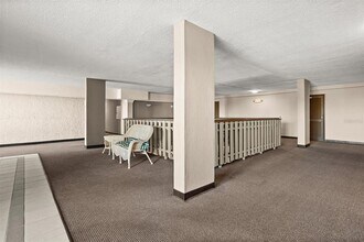 450 Treasure Island Causeway in Treasure Island, FL - Building Photo - Building Photo
