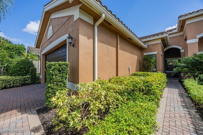 13466 Sumter Ln in Naples, FL - Building Photo - Building Photo