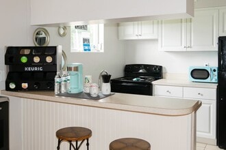 Park Apartments in Daytona Beach, FL - Building Photo - Building Photo