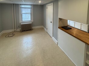 34 E Lancaster Ave, Unit 1 in Shillington, PA - Building Photo - Building Photo