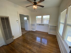 209 N Tyndall Ave, Unit 209 #2 in Tucson, AZ - Building Photo - Building Photo