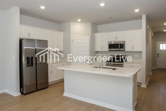 14729 Mountain Strm Dr in Athens, AL - Building Photo - Building Photo