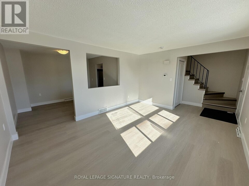 107 Endicott Terrace in Welland, ON - Building Photo