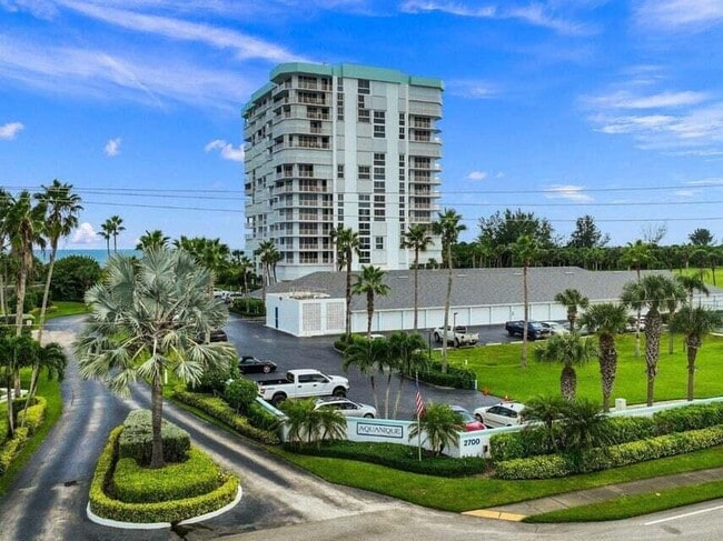 property at 2700 US-301