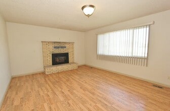 23750 Fox Ave in Middleton, ID - Building Photo - Building Photo