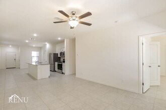 35327 W San Capistrano Ave in Maricopa, AZ - Building Photo - Building Photo