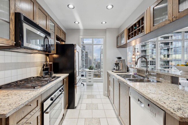 1483 Homer St in Vancouver, BC - Building Photo - Building Photo