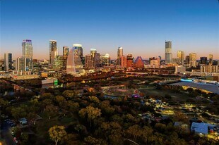 210 Lee Barton Dr in Austin, TX - Building Photo