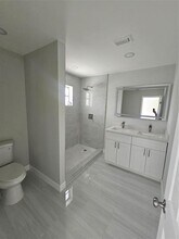 4072 SW 51st St in Fort Lauderdale, FL - Building Photo - Building Photo