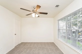 3505 Chatwood Dr in Pearland, TX - Building Photo - Building Photo