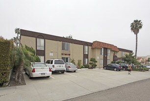 Arizona Towers Apartments in San Diego, CA - Building Photo