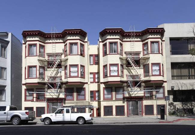 1109-1115 Madison St in Oakland, CA - Foto de edificio - Building Photo