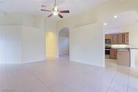 14894 Toscana Way in Naples, FL - Foto de edificio - Building Photo