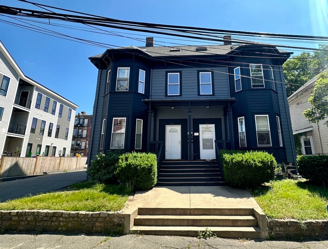 20 Highgate St, Unit 20 in Boston, MA - Building Photo - Building Photo