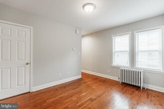 383 Stewart Ave in Jenkintown, PA - Building Photo - Building Photo