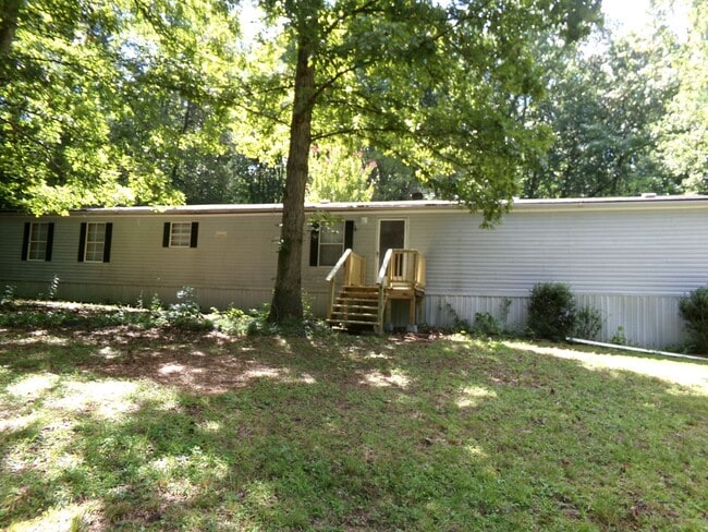 property at 1095 Oak View Dr