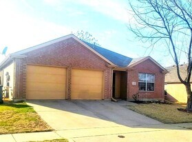 1319 Periwinkle Dr in Wylie, TX - Building Photo