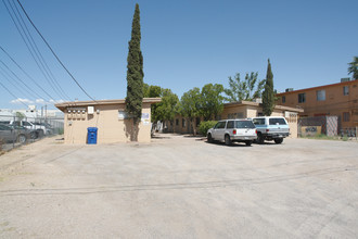 Palo Verde Apartments in Tucson, AZ - Foto de edificio - Building Photo