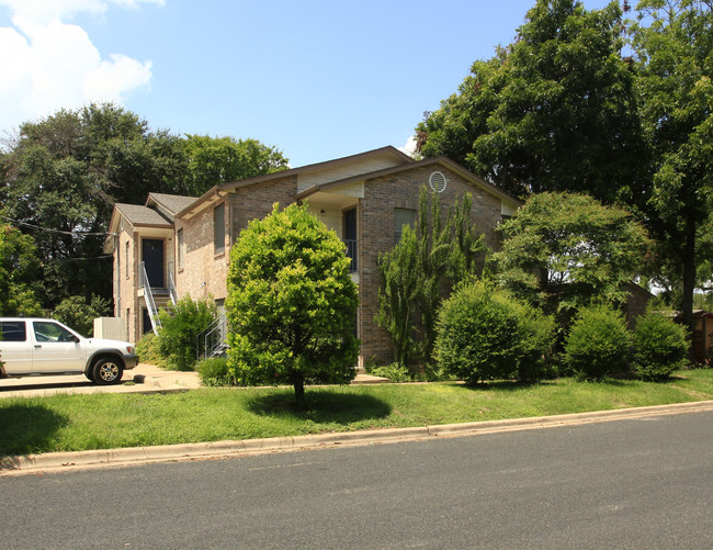 Woodrow Apartments in Austin, TX - Building Photo - Building Photo