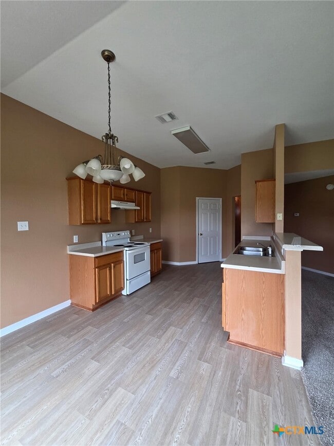 property at 1120 Ascot St
