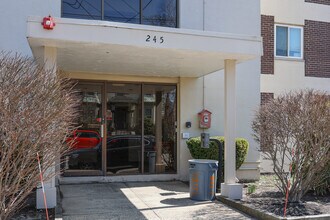 245 Lafayette St in Salem, MA - Foto de edificio - Building Photo