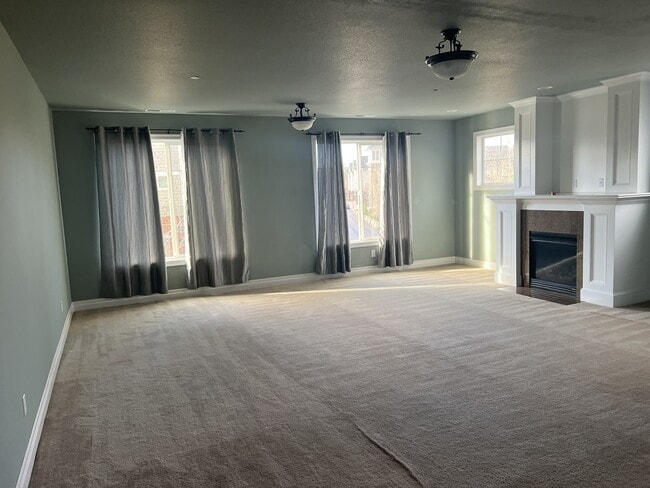 property at 1526 NE Market Dr