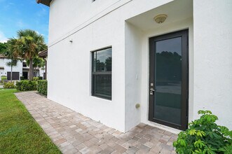 352 Bella Sol Way in West Palm Beach, FL - Building Photo - Building Photo