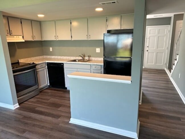3248 Hunters Mill Dr in Richmond, VA - Building Photo - Building Photo
