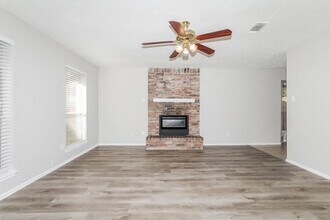 4510 Tylergate Dr in Spring, TX - Building Photo - Building Photo