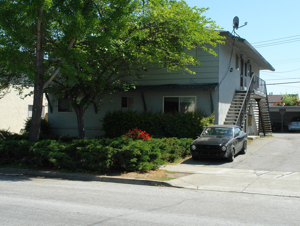 1670 Ontario Dr in Sunnyvale, CA - Building Photo