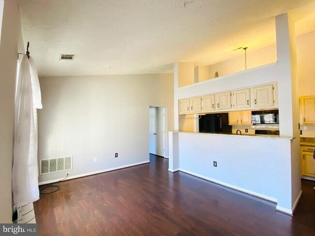 13107 Briarcliff Terrace in Germantown, MD - Building Photo - Building Photo