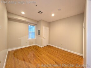 466 Green St in Cambridge, MA - Building Photo - Building Photo