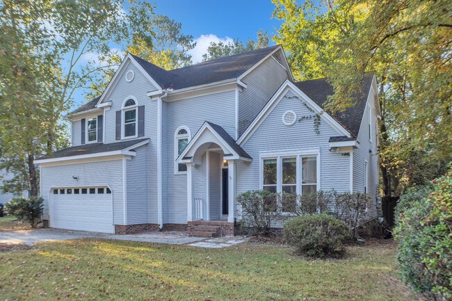 property at 207 Essex Dr