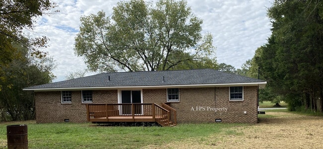 194 Clairmount Dr SE in Calhoun, GA - Building Photo - Building Photo