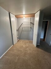 745 Hill Dr in Hoffman Estates, IL - Building Photo - Building Photo