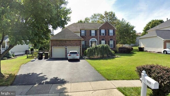 113 N Stone Ridge Dr
