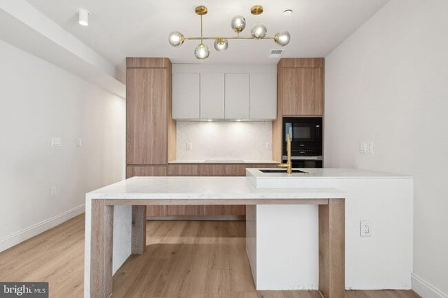 property at 23 Logan Cir NW