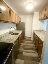 2010 Alice Ave, Unit 201 in Oxon Hill, MD - Building Photo - Building Photo