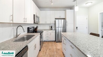 2300 Tapestry Park Dr, Unit 2375-103 in Land O Lakes, FL - Building Photo - Building Photo