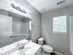 3570 Shadow Oaks Pkwy in Horn Lake, MS - Building Photo - Building Photo