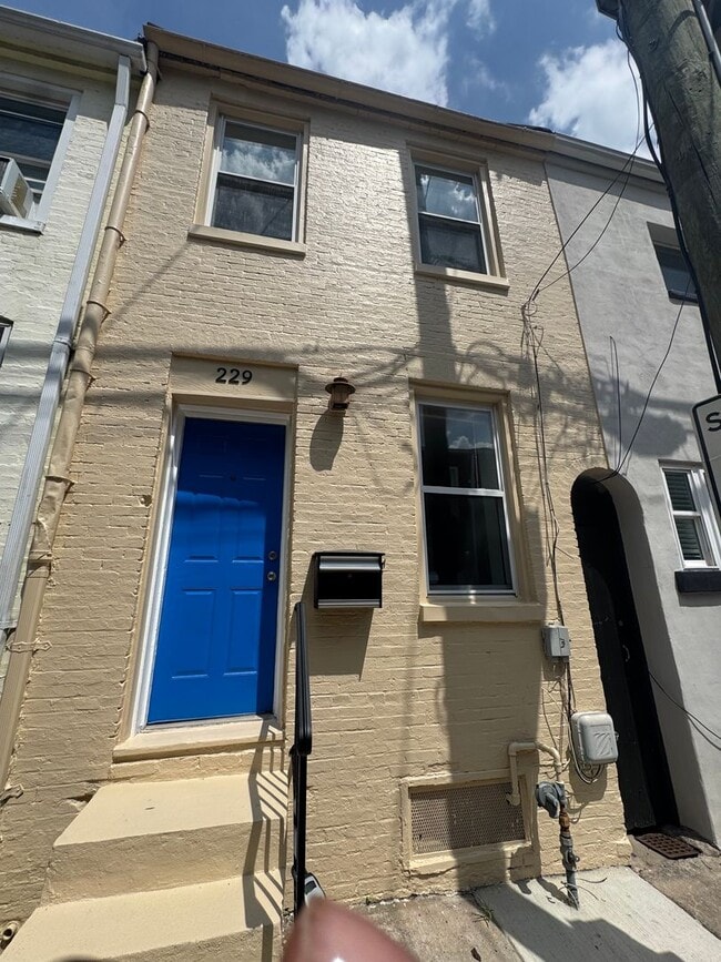 property at 229 S Durham St