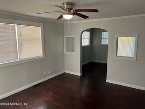 5246 Poppy Dr in Jacksonville, FL - Building Photo - Building Photo