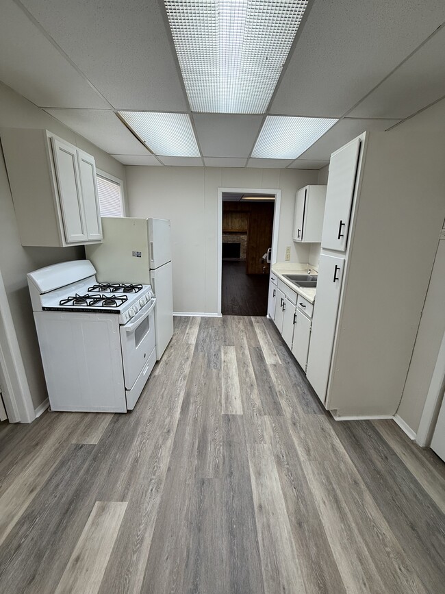 118 4th Ave NW in Ardmore, OK - Building Photo - Building Photo