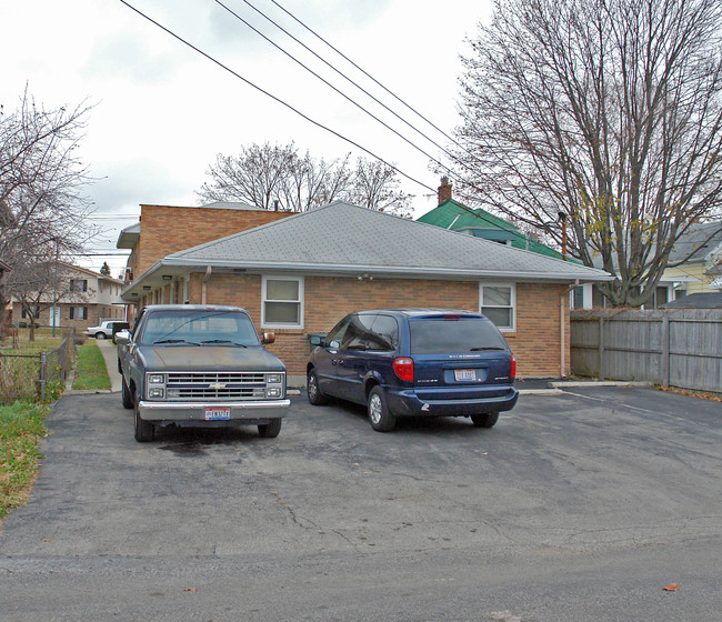 423 Watervliet Ave in Dayton, OH - Building Photo - Building Photo