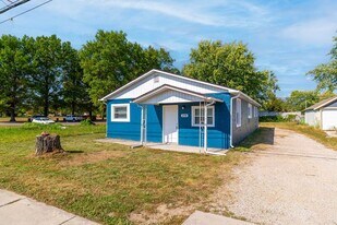 2590 Briggs Rd in Columbus, OH - Building Photo