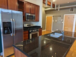 1738 W Belmont Ave in Chicago, IL - Building Photo - Building Photo