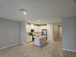 4608 Campsite Lp in Orlando, FL - Building Photo - Building Photo