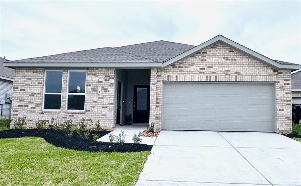 830 Heaven Dr in Beasley, TX - Building Photo